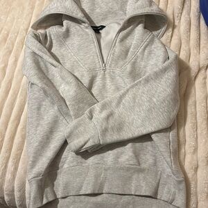 grey
zip
cute
medium